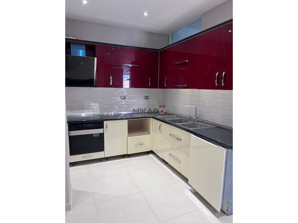 Apartment for rent – Rruga 5 maji concord center!
