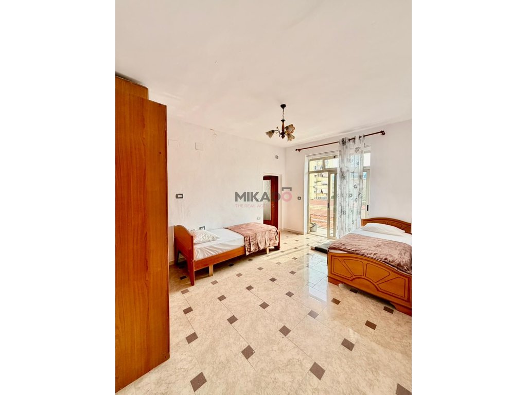Apartamento para alugar 1+1 - rua mine peza