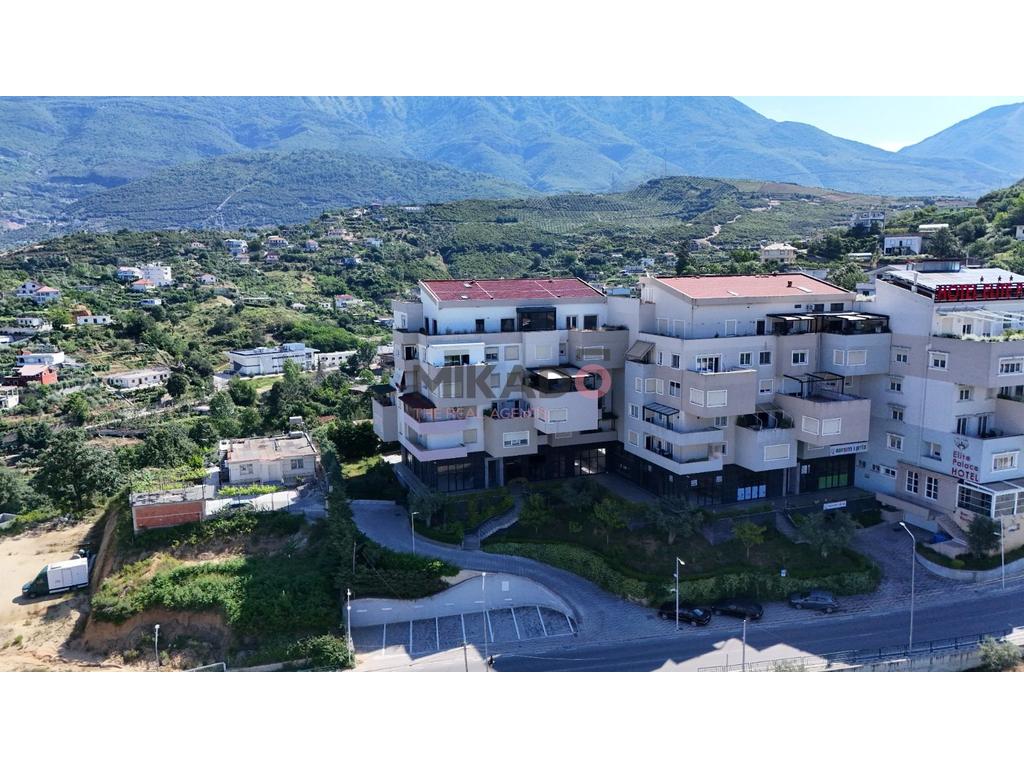 Apartamento en venta 2+1+2 con vista al lago de farka!