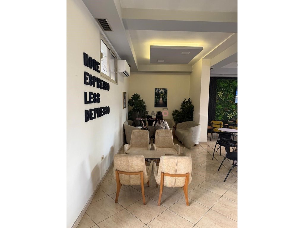 À louer bar-café – Rue don bosko !