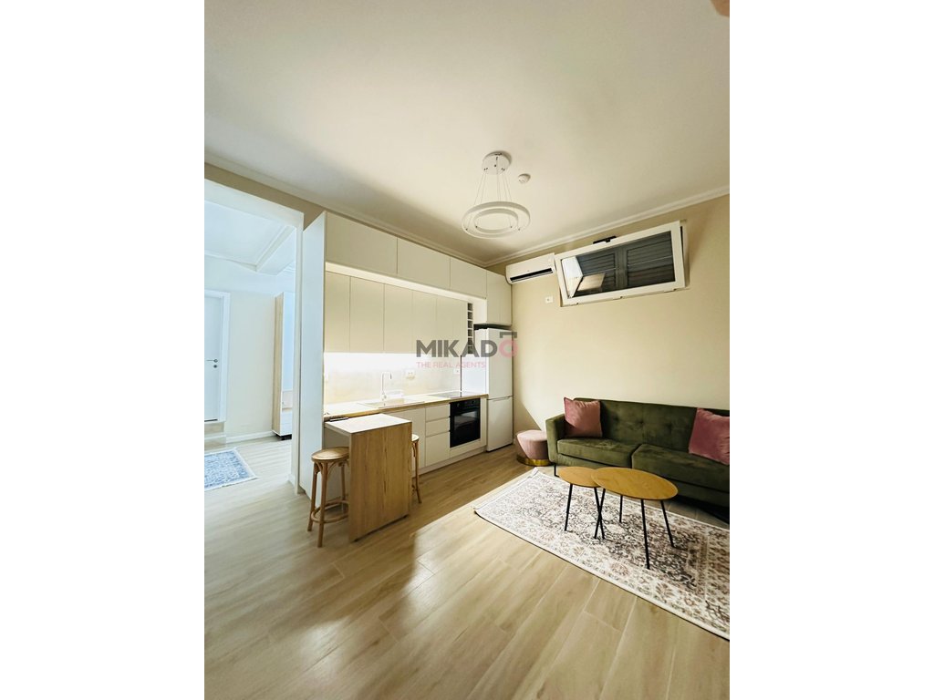 Apartament modern 1+1 me qira – Kompleksi arlis, rruga e dibrës !