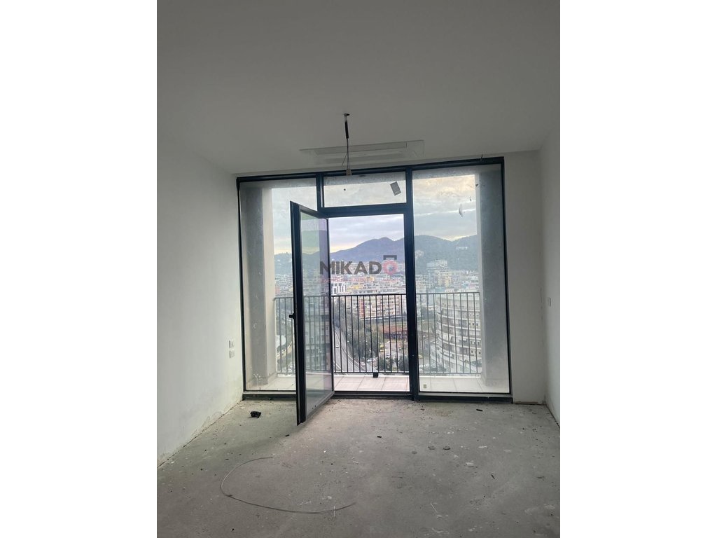 Apartamento en venta 2+1+2 cerca de lake view!