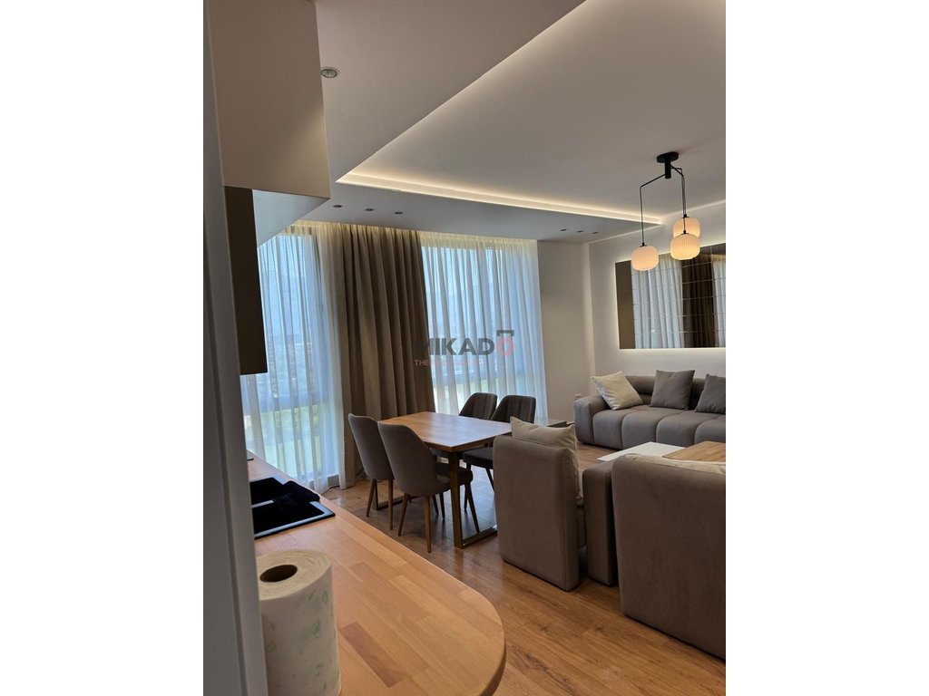 Apartament luksoz 1+1 me qira – Bulevardi i ri !