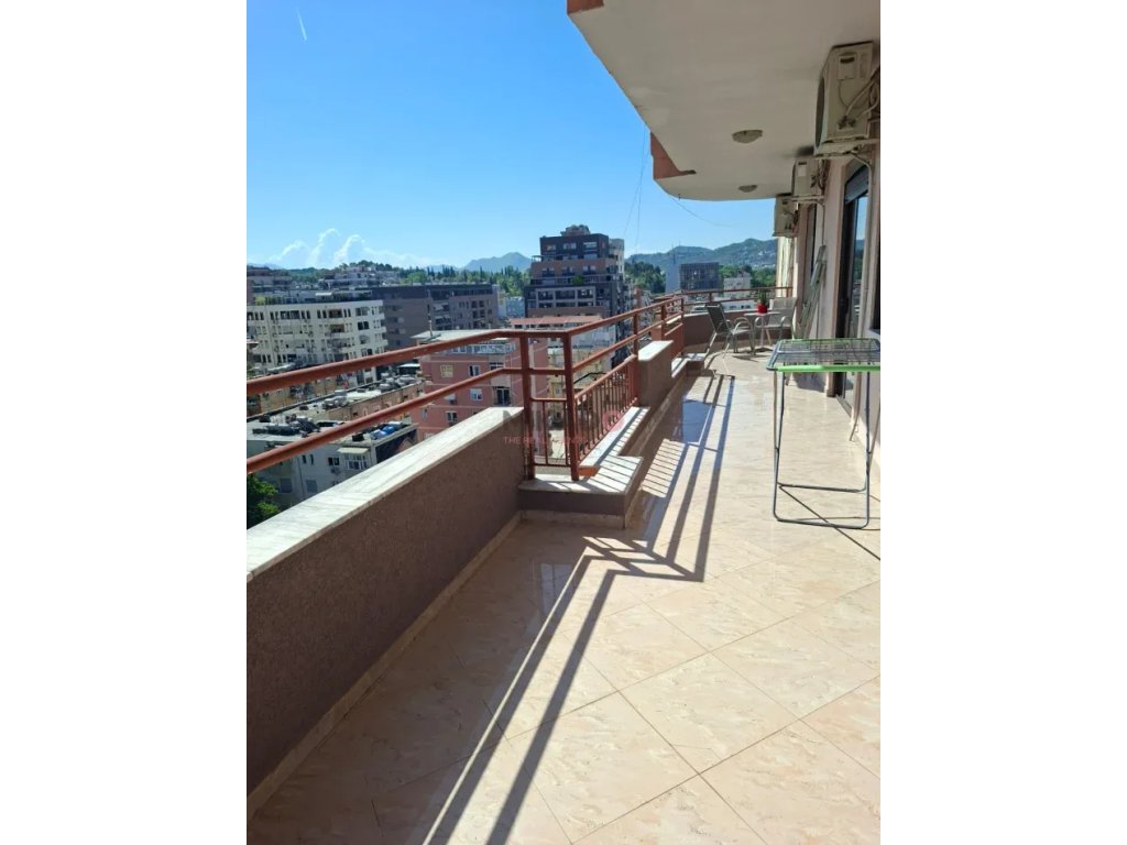 Appartement à louer à bllok – Rue nikolla tupe!