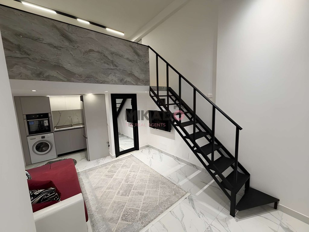 Appartement duplex 1+1 à louer – Astir, près de la rue loni ligori !