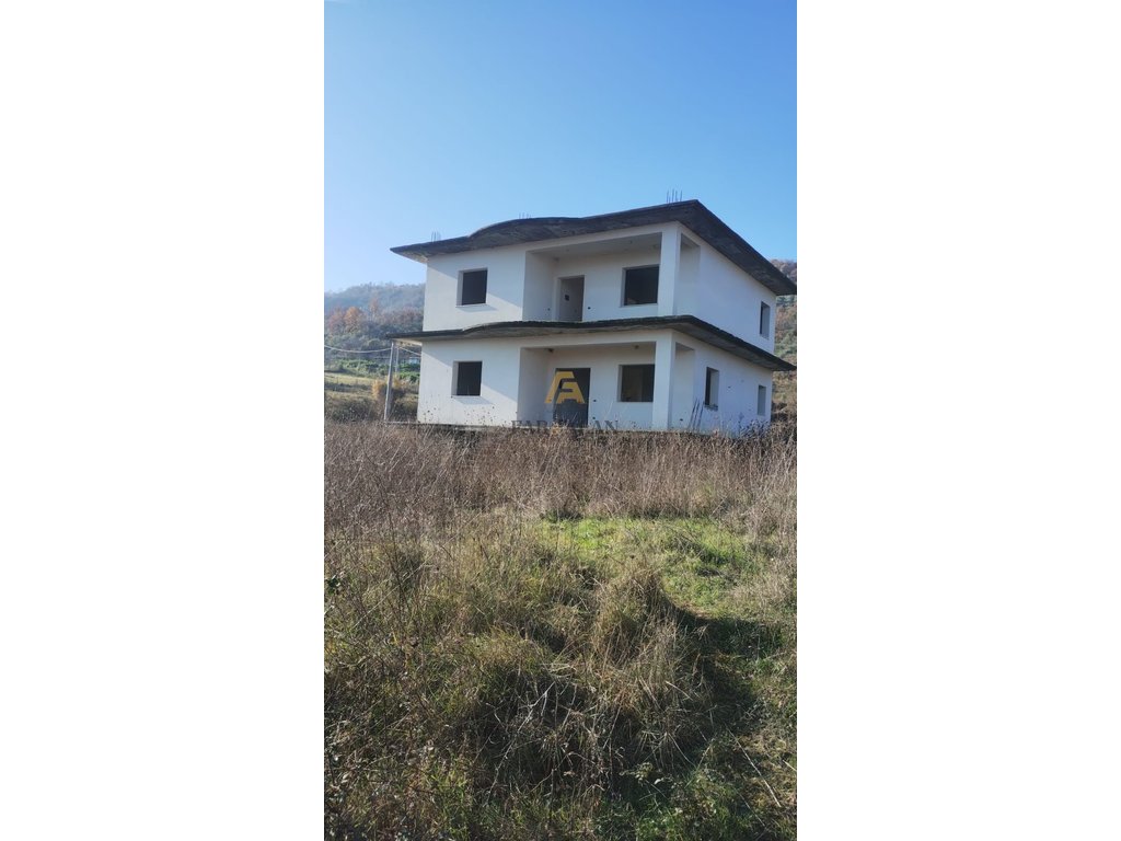 Villa zu verkaufen - 2-stöckiges haus in ishëm – Gelegenheit!