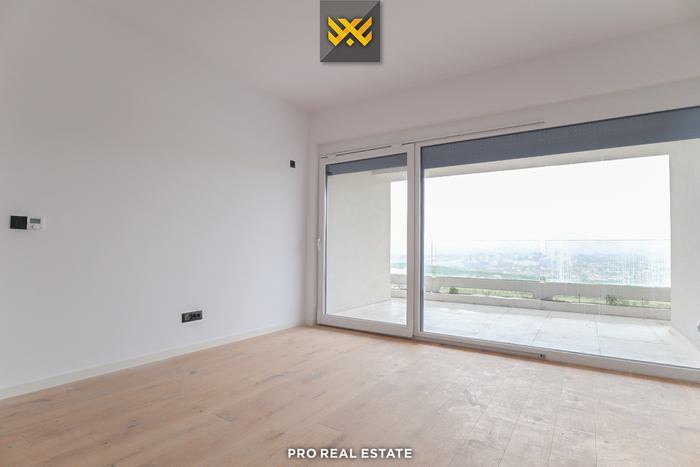 96m² + 28m² apartment for #rent in marigona hill neighborhood.