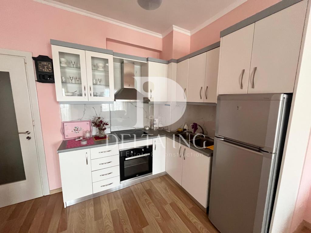 Shitet apartament 2+1 – Pogradec