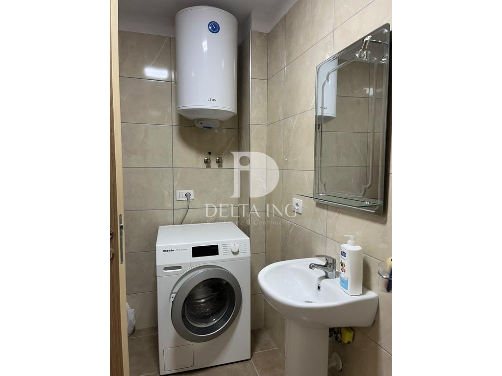 Apartamento en alquiler 3+1+2 – Rruga 5 maji