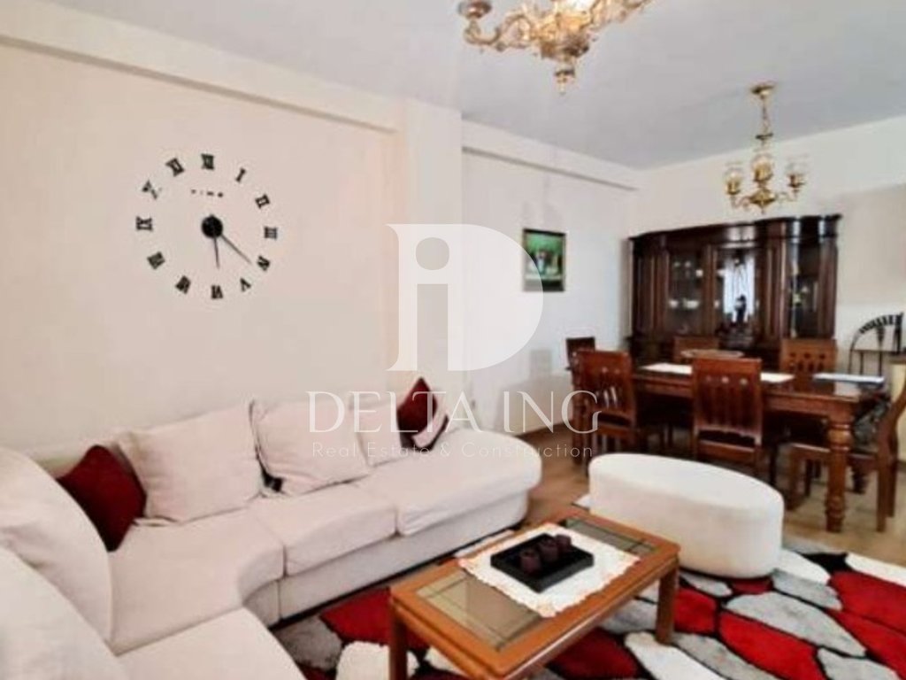 Apartamento en alquiler 3+1+2 – Rruga 5 maji