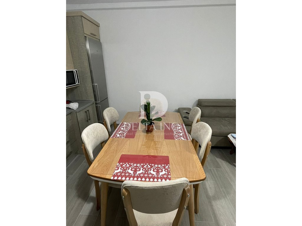 Apartamento en alquiler 3+1+2 – Rruga 5 maji
