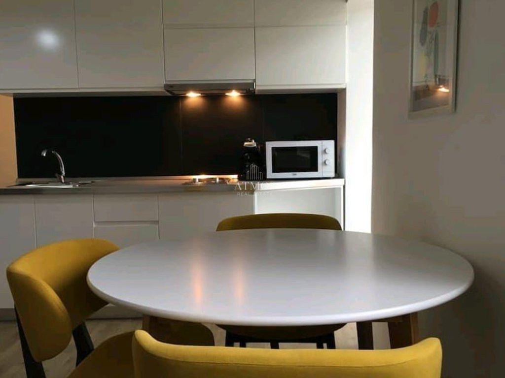 Appartement 1+1 à louer, rue elbasanit, bar meduza