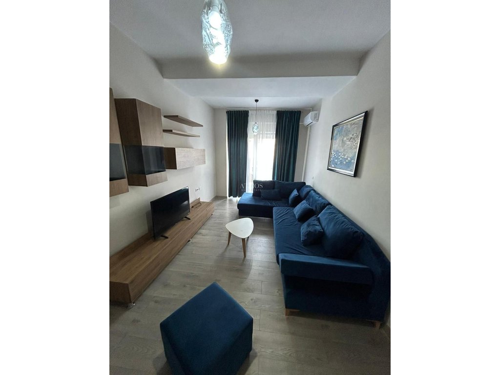 Apartament 1+1 me qira xhamllik