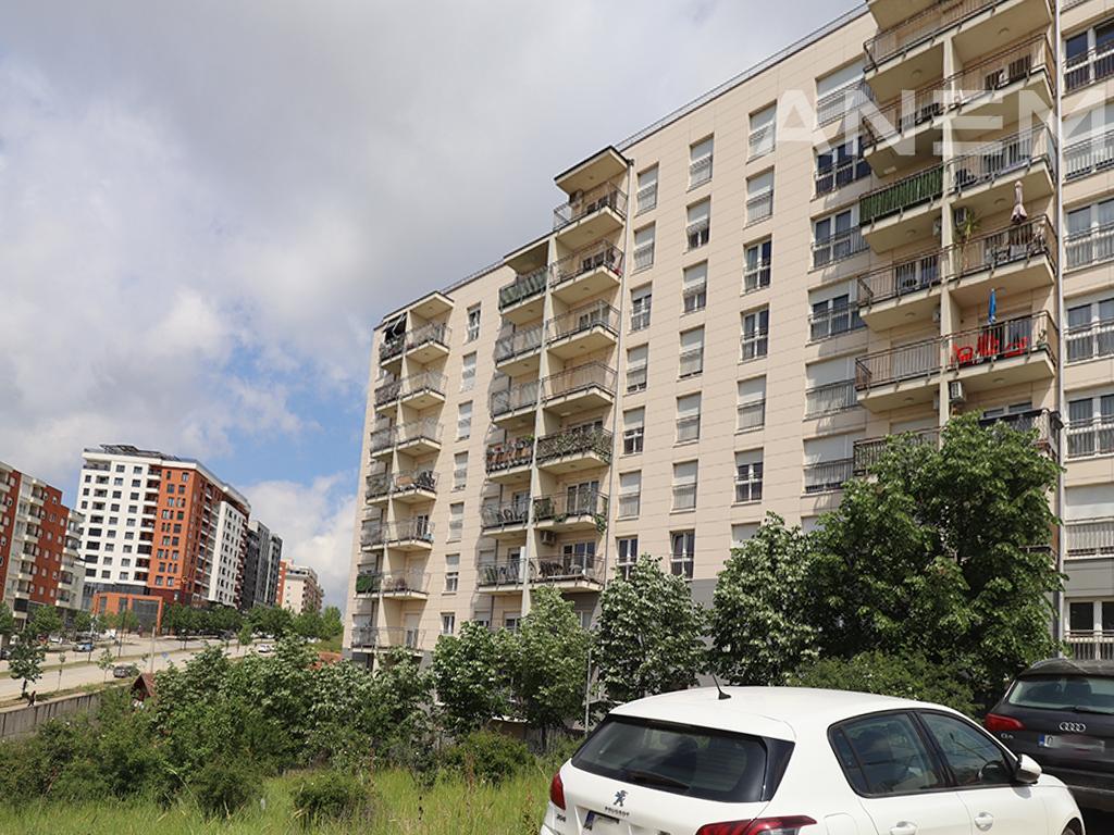 Apartamento à venda 56,09m² na rua c
