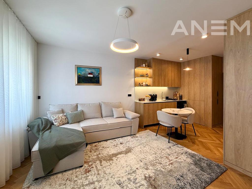 Estudio en alquiler 36m² en ulpianë
