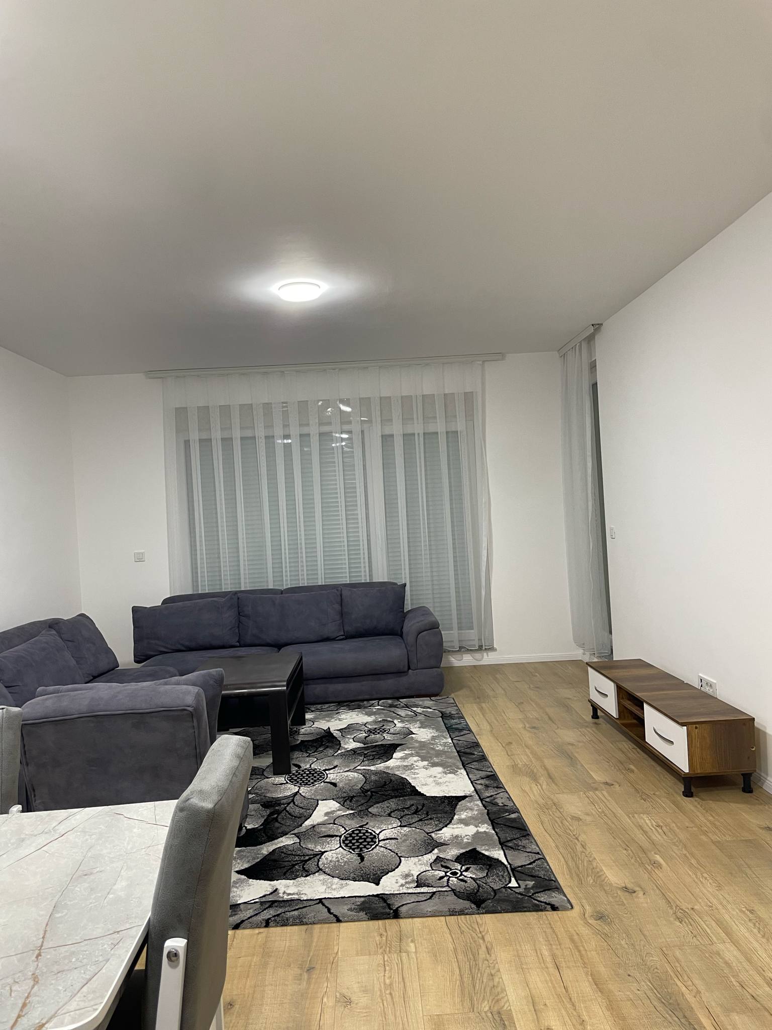Wohnung zu mieten 2+1 in strasse c