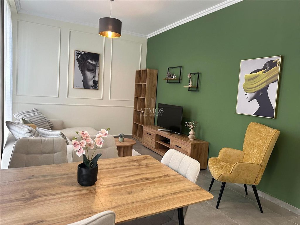 Apartamento para alugar 1+1+varanda perto de bulevardi i ri