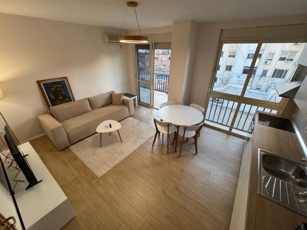 For rent apartment 1+1+balcony on rruga e kavajes