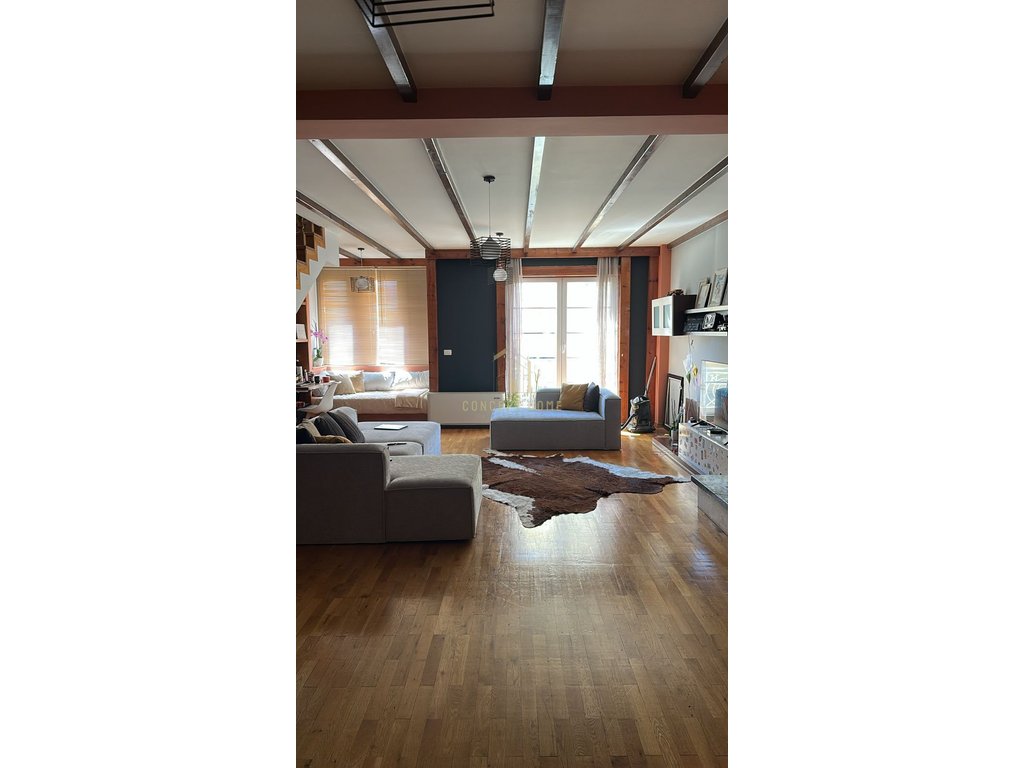 Triplex zur miete in Sauk