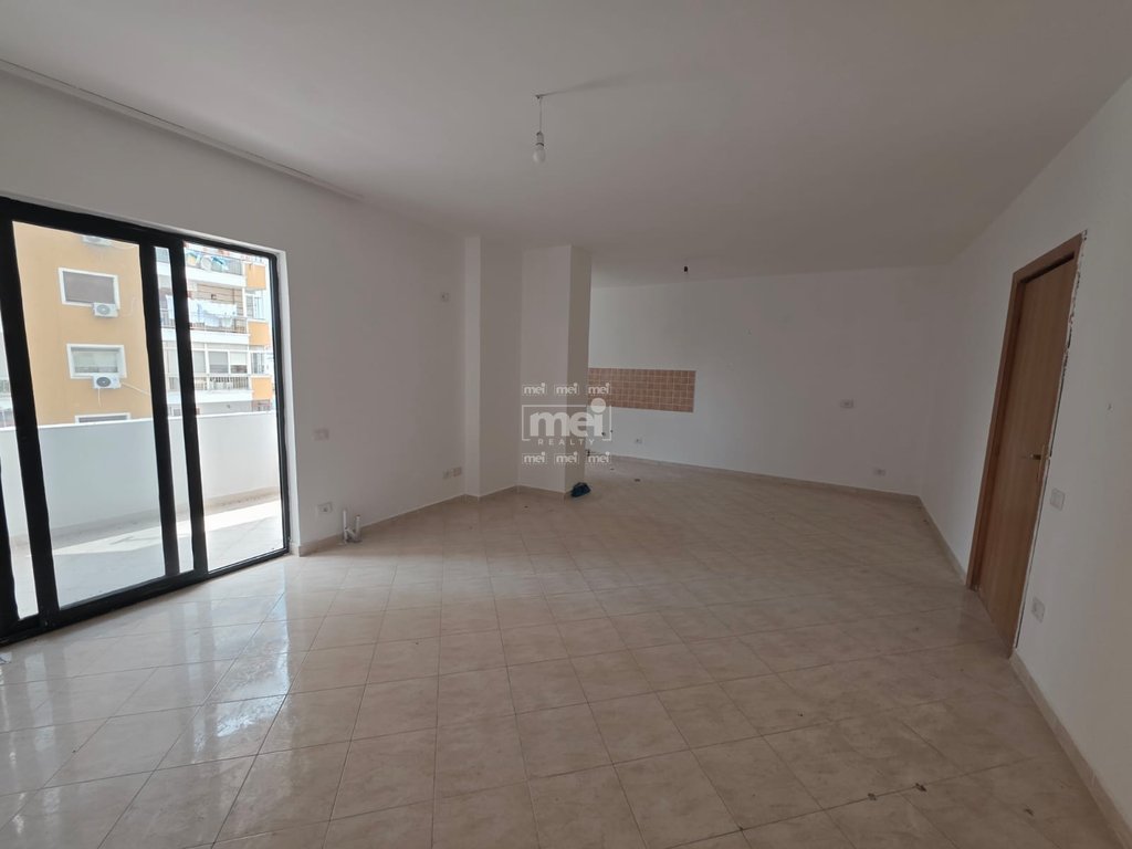 Wohnung 2+1+2 zu verkaufen in markata fruta perimeve!