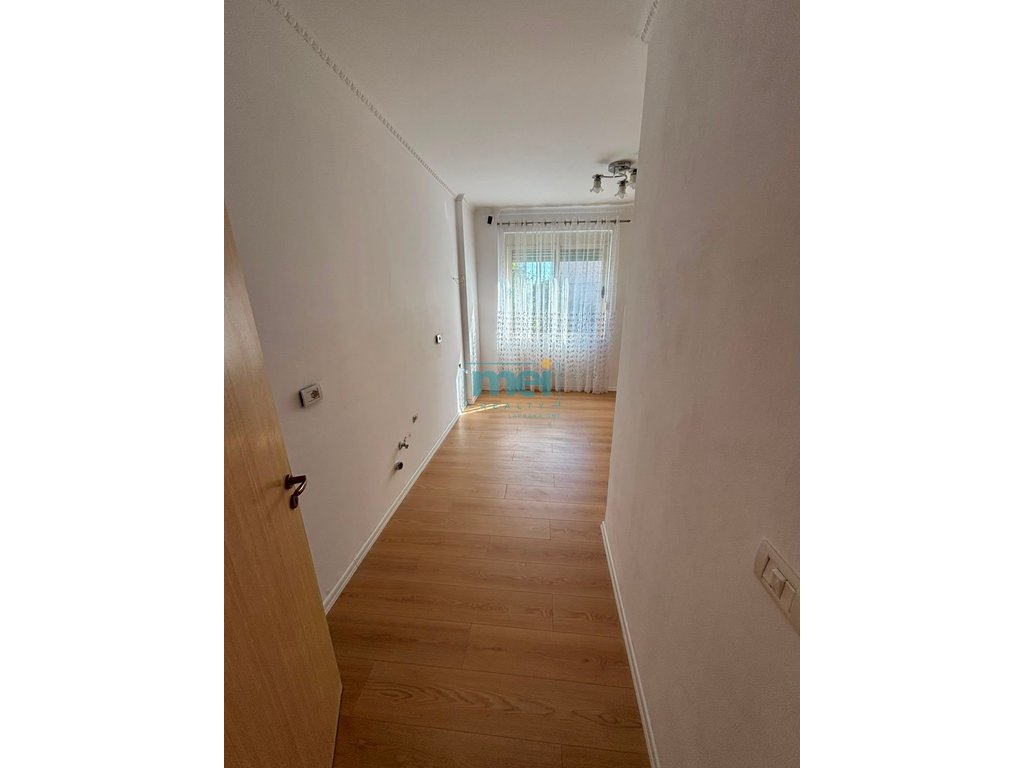 Shiten | 2 apartments 2+1 | fresku, Tirana