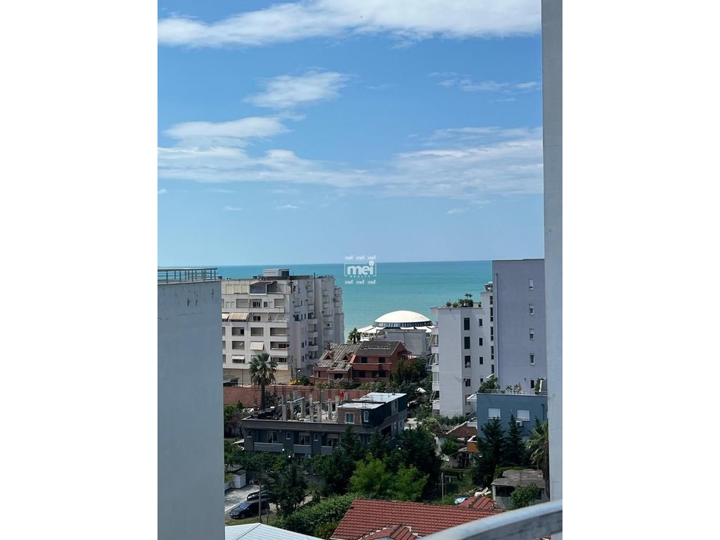 À venda papafingo 4+1+3 em iliria com vista para o mar!