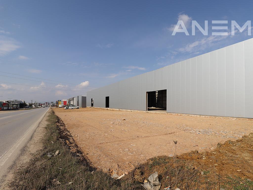 Proprietà in affitto 2205m² su magistrale Prishtinë - Ferizaj