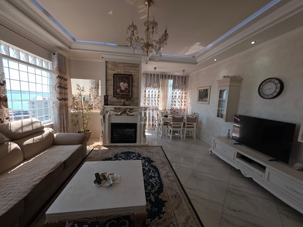 Wohnung zu mieten 2+1 im zentrum von durres mit meerblick