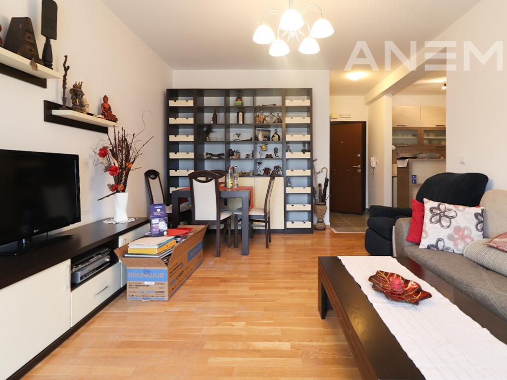 Apartamento à venda 67m² em calabria