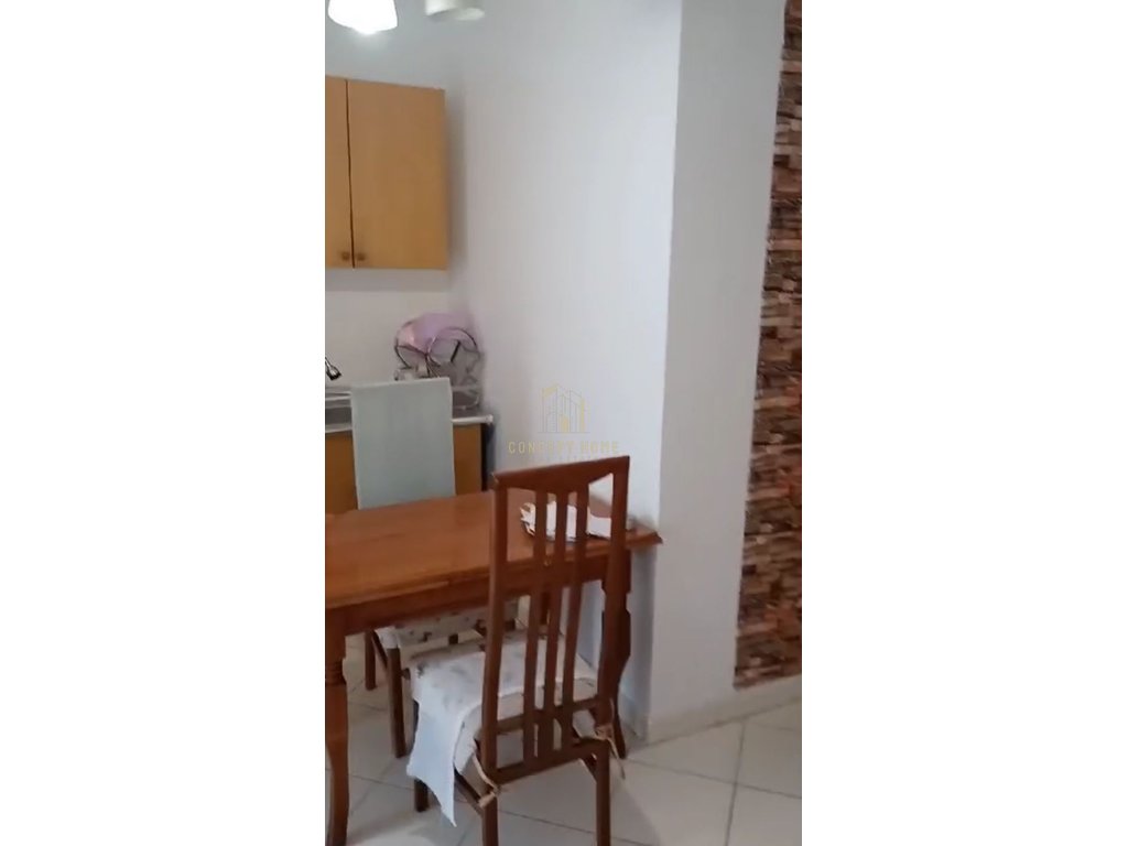Appartement 1+1 à louer à Astir