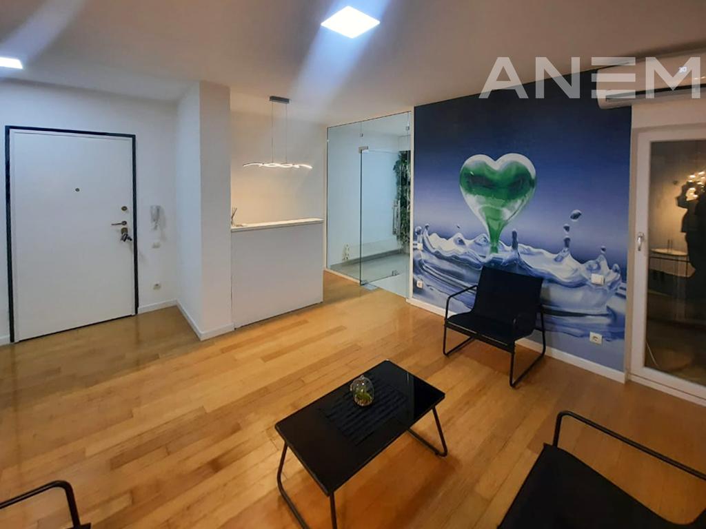 Appartamento in vendita 63m² nel quartiere Kalabri
