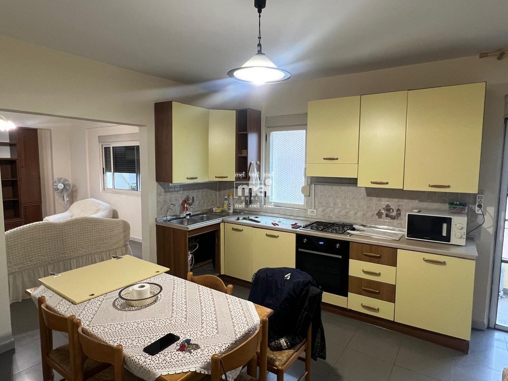 Jepet me qira apartament 3+1+2 ne vollga!