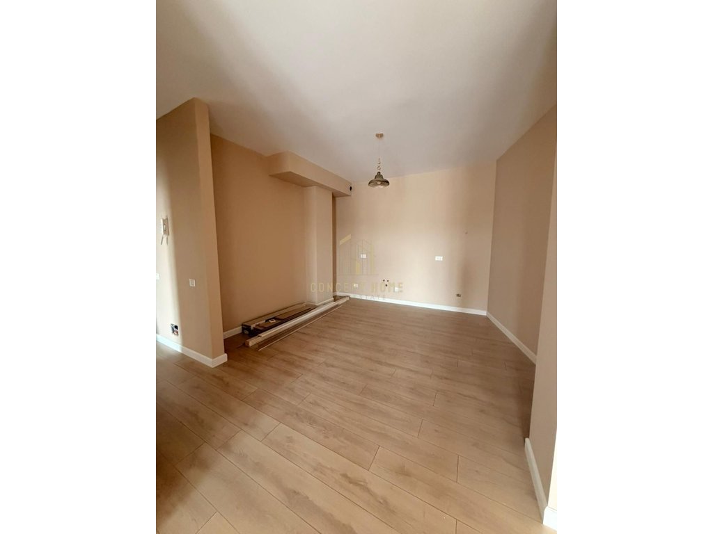 Apartamento 1+1 en venta en Sauk, Tirana porta e re