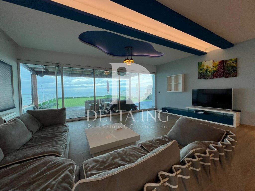 Verkauf penthouse 3+1+2 mit panoramaterrasse – Shkëmbi i kavajës