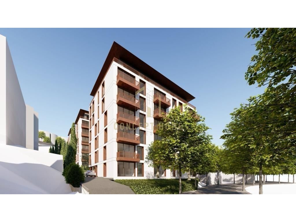 Shitet apartament 1+1 tek kopshti zoologjik