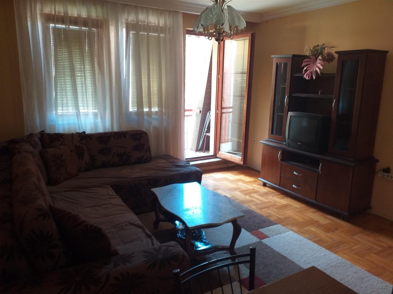 Wohnung zum mieten 1+1 im zentrum (2)