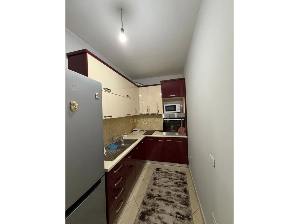 Jepet me qera apartament 1+1 ne Astir/cmimi: 40.000 leke/muaj