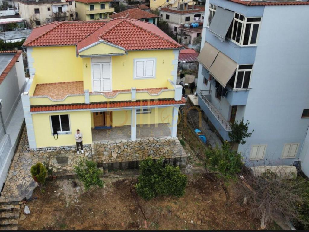 2-geschossiges haus in selitë zu verkaufen