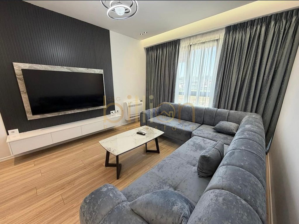 Apartamento 1+1 con estacionamiento en alquiler en Astir