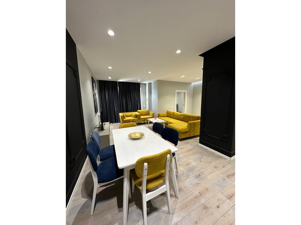 Apartament modern 2+1+2 me qira në kamez,