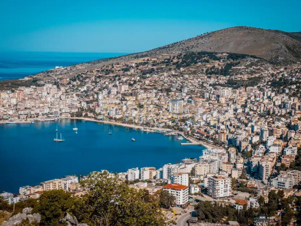Apartamento 2+1+2 à venda em Sarandë