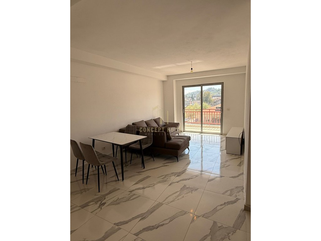 Appartement 2+1 à louer à kombinat