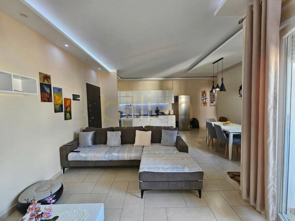 Wohnung zum verkauf 2+1 – Botanischer garten