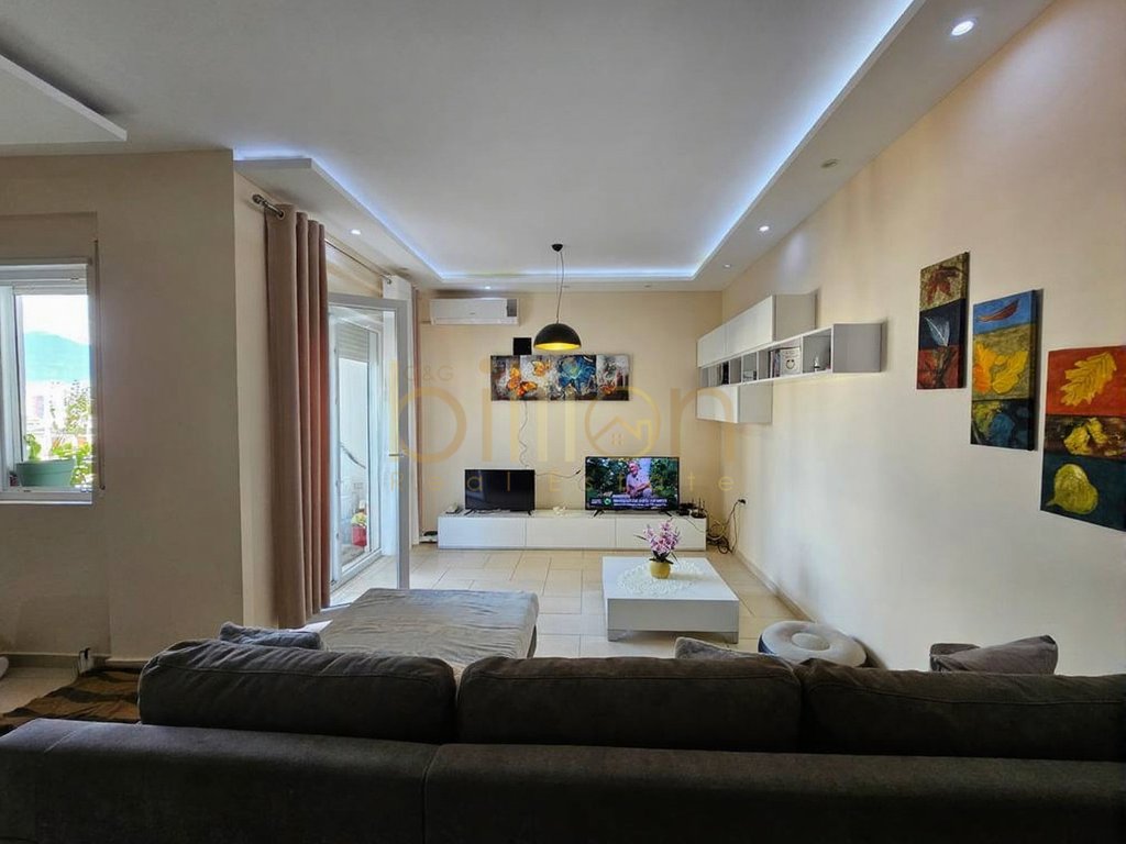 Wohnung zum verkauf 2+1 – Botanischer garten