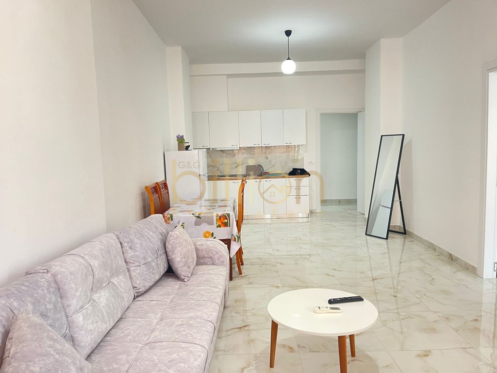 Appartamento in affitto a Astir 2+1