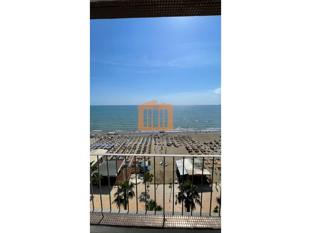 Apartament 2+1 vije e pare me detin ne shkemb te kavajes, per qira !