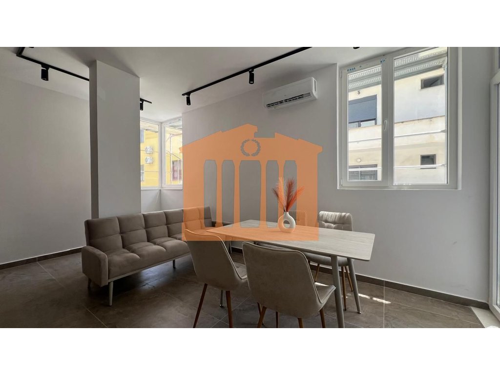 Apartament 2+1 ne plazh durres, per shitje!