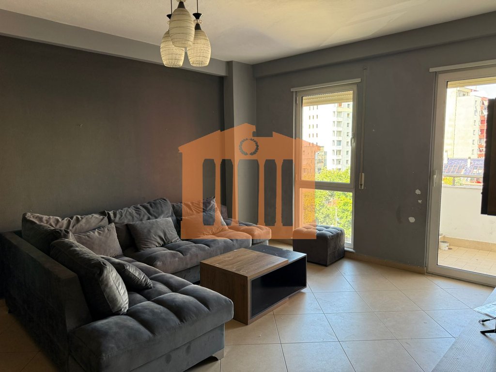Apartment 2+1+2 in der nähe des alten viertels Durrës, zum verkauf!