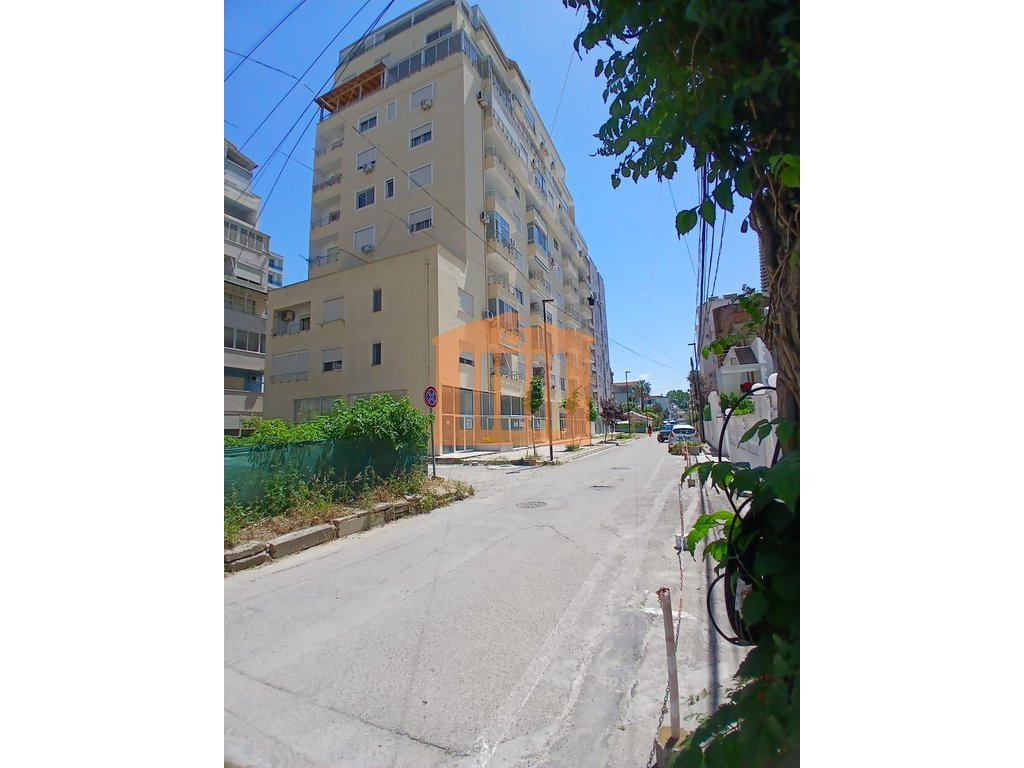 Ambiente commerciale a plazh durres, in affitto!