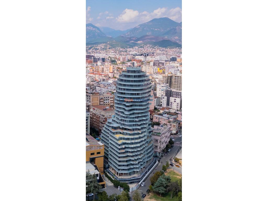 Ambiente commerciale in affitto – “Tirana’s Rock”, centro